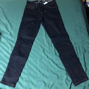 Size 27 Curve X Guess Jeans